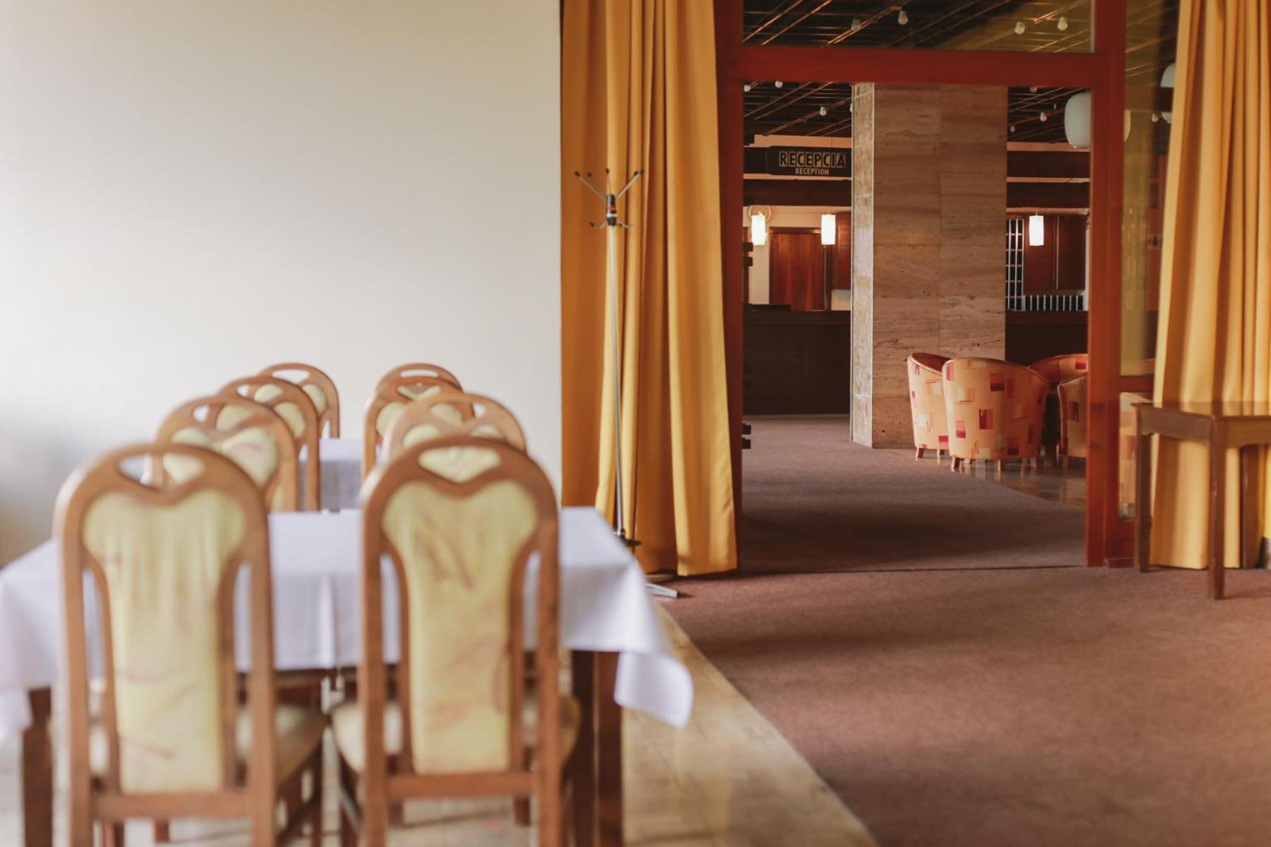 Atlas Hotel Tatry Tatranske Matliare Dış mekan fotoğraf